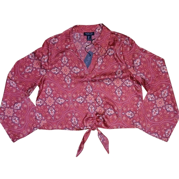 Rachel Zoe Red Bell Sleeve Tie Front Crop Top NWT - Picture 4 of 8